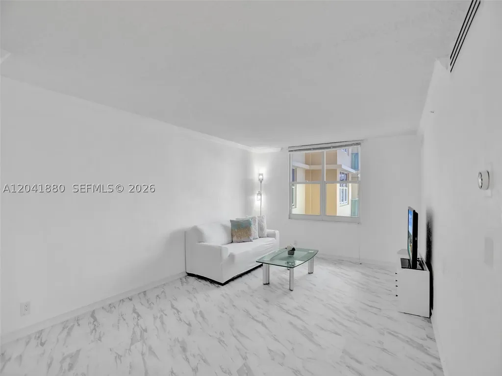 2501 S Ocean Drive Hollywood FL 33019