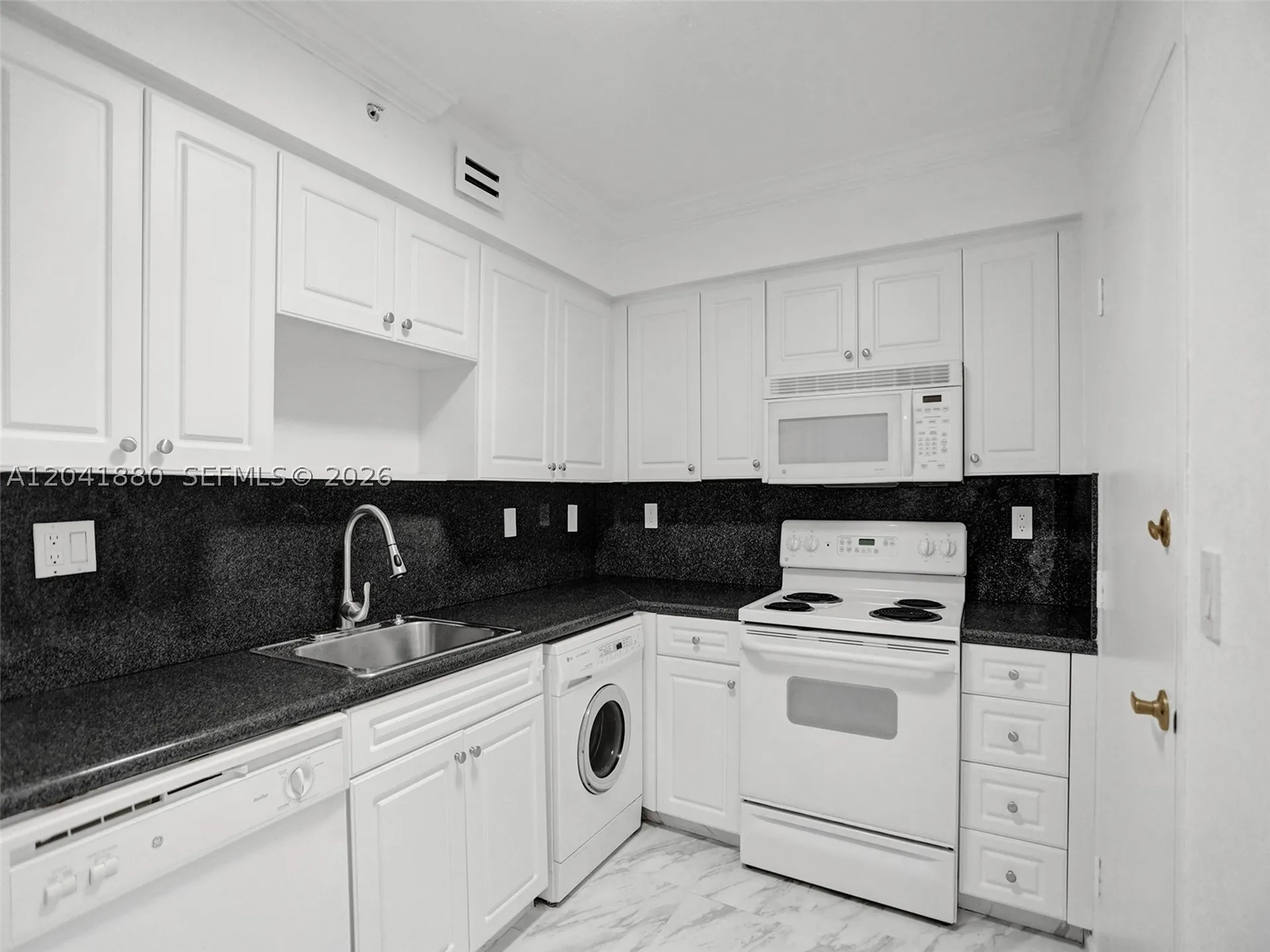 2501 S Ocean Drive Hollywood FL 33019