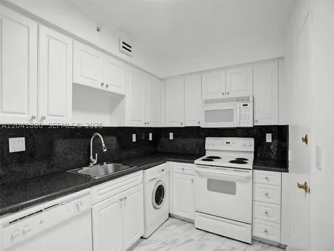 2501 S Ocean Drive Hollywood FL 33019