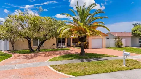19240 NW 60th Court Hialeah FL 33015