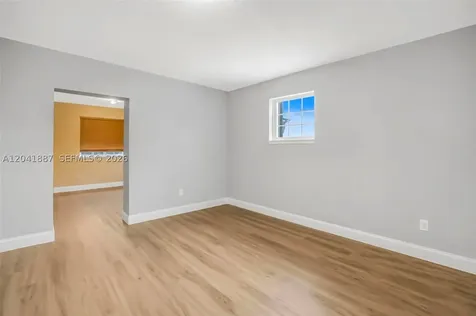 19240 NW 60th Court Hialeah FL 33015