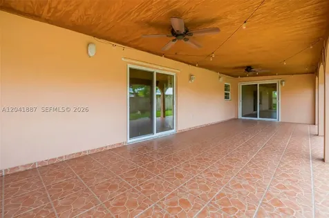 19240 NW 60th Court Hialeah FL 33015