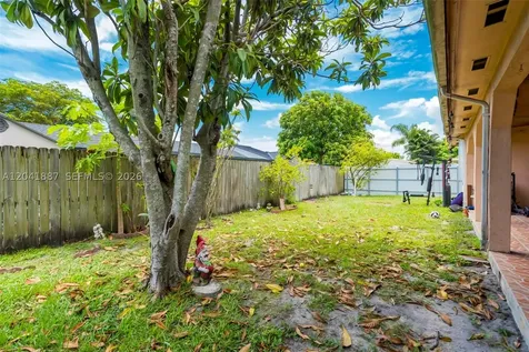 19240 NW 60th Court Hialeah FL 33015