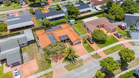 19240 NW 60th Court Hialeah FL 33015