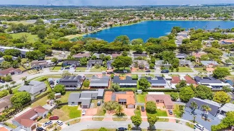 19240 NW 60th Court Hialeah FL 33015