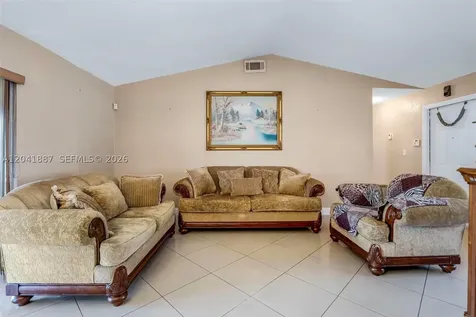 19240 NW 60th Court Hialeah FL 33015