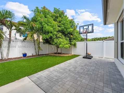 9171 SW 172nd Avenue Miami FL 33196