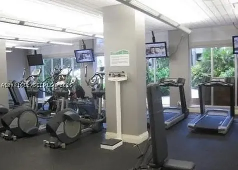 3901 S Ocean Drive Hollywood FL 33019