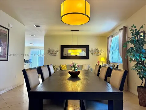 22732 SW 92nd Place Cutler Bay FL 33190