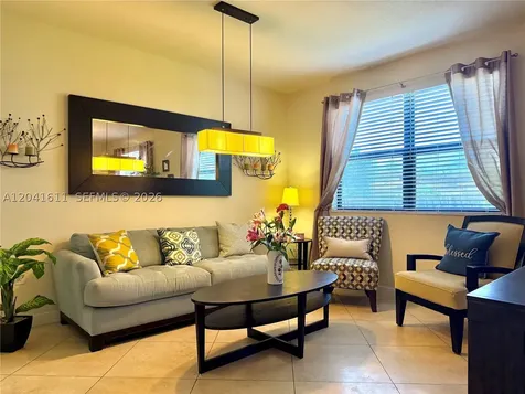 22732 SW 92nd Place Cutler Bay FL 33190