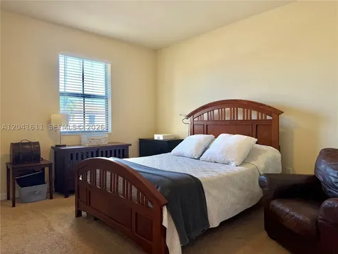 22732 SW 92nd Place Cutler Bay FL 33190