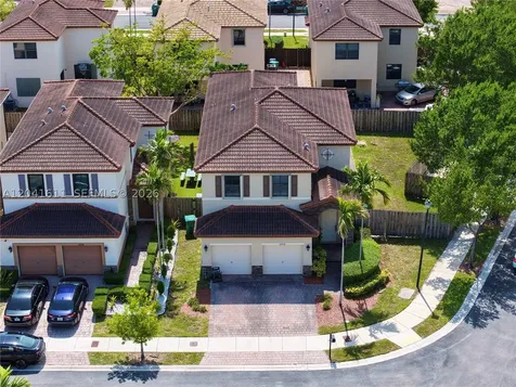 22732 SW 92nd Place Cutler Bay FL 33190