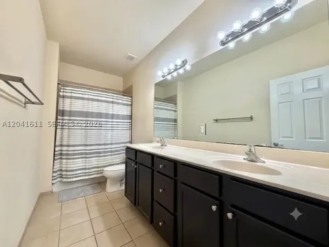22732 SW 92nd Place Cutler Bay FL 33190