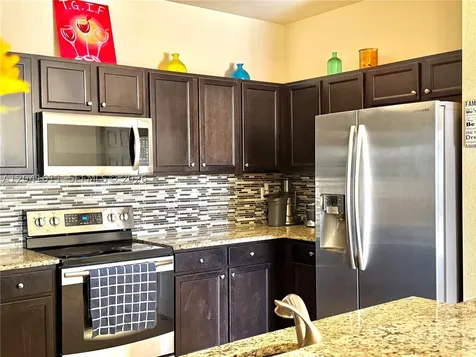 22732 SW 92nd Place Cutler Bay FL 33190