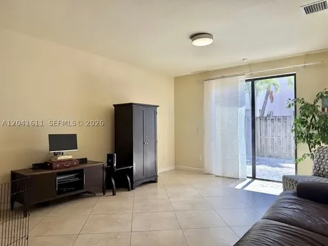 22732 SW 92nd Place Cutler Bay FL 33190