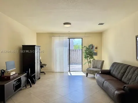 22732 SW 92nd Place Cutler Bay FL 33190