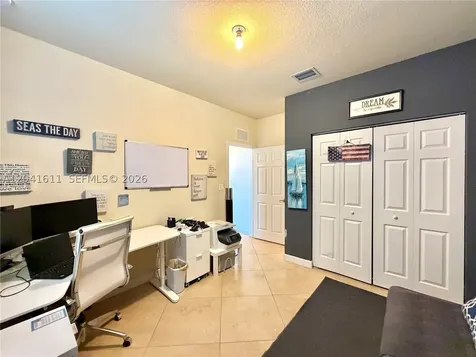 22732 SW 92nd Place Cutler Bay FL 33190