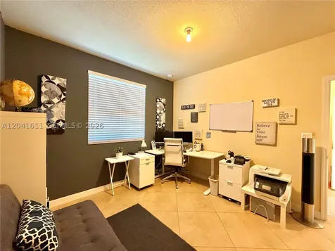 22732 SW 92nd Place Cutler Bay FL 33190