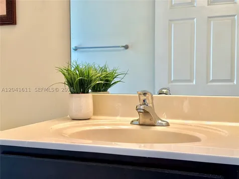 22732 SW 92nd Place Cutler Bay FL 33190