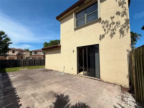 22732 SW 92nd Place Cutler Bay FL 33190