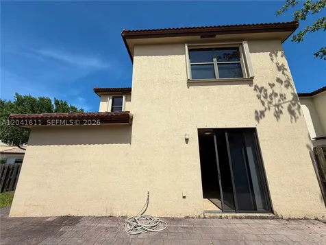 22732 SW 92nd Place Cutler Bay FL 33190