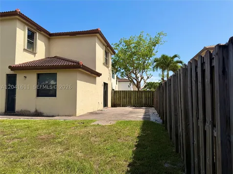 22732 SW 92nd Place Cutler Bay FL 33190