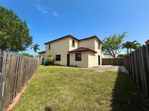 22732 SW 92nd Place Cutler Bay FL 33190