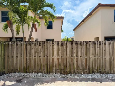 22732 SW 92nd Place Cutler Bay FL 33190
