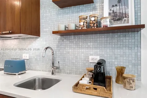 6801 Collins Avenue Miami Beach FL 33141