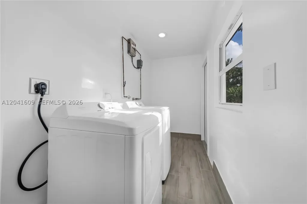2440 NW 31st Avenue Fort Lauderdale FL 33311