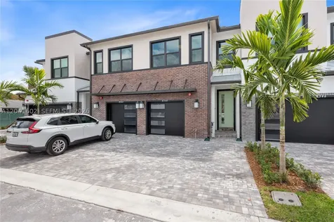8344 NW 7th Court Plantation FL 33324