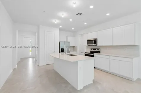 8344 NW 7th Court Plantation FL 33324