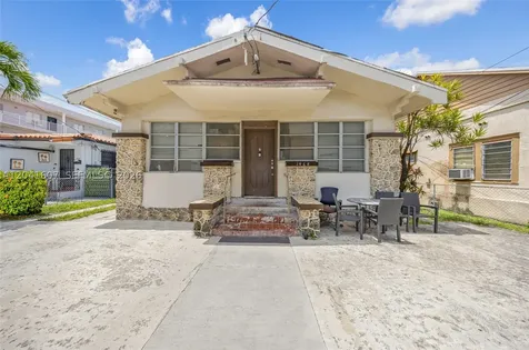 1468 SW 2nd Street Miami FL 33135