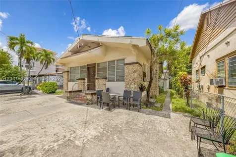 1468 SW 2nd Street Miami FL 33135