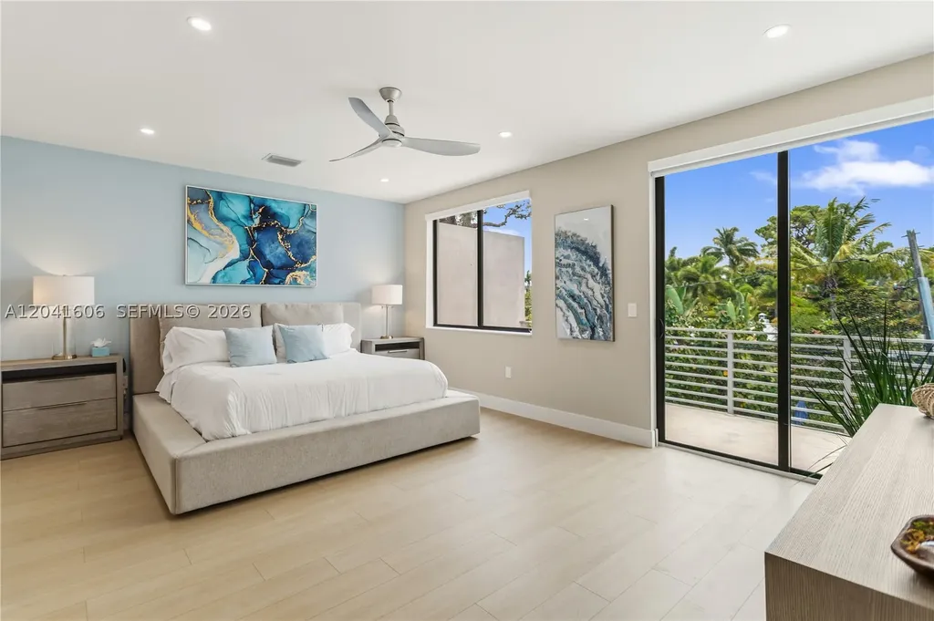 809 SW 10th Street Fort Lauderdale FL 33315