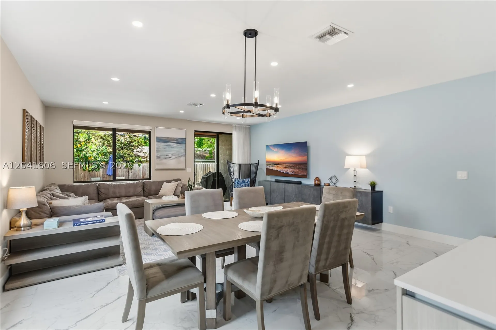 809 SW 10th Street Fort Lauderdale FL 33315
