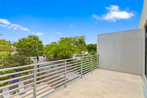 809 SW 10th Terrace Fort Lauderdale FL 33315