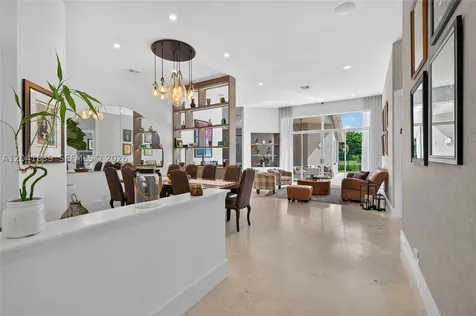 1136 Ginger Circle Weston FL 33326