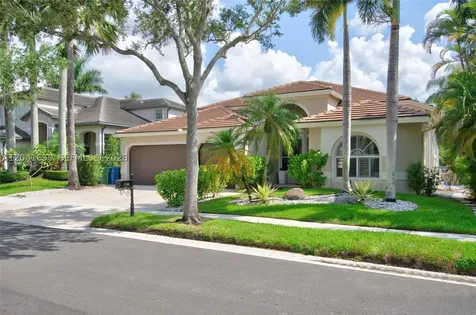 1136 Ginger Circle Weston FL 33326