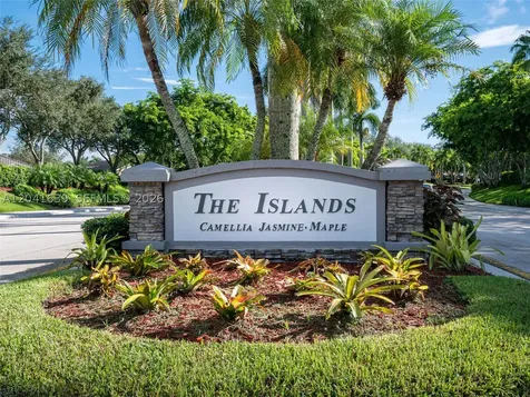 1136 Ginger Circle Weston FL 33326