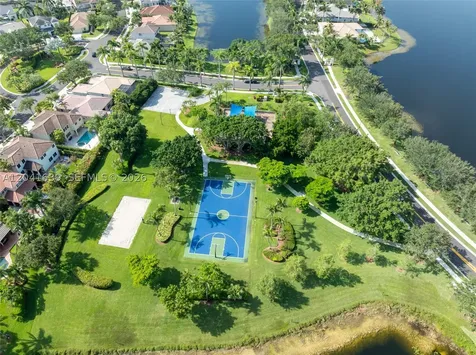 1136 Ginger Circle Weston FL 33326