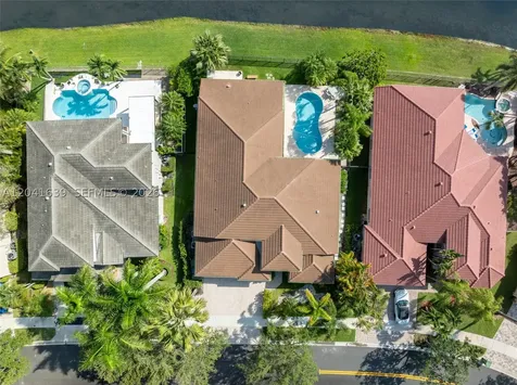 1136 Ginger Circle Weston FL 33326