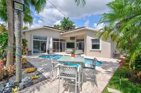1136 Ginger Circle Weston FL 33326