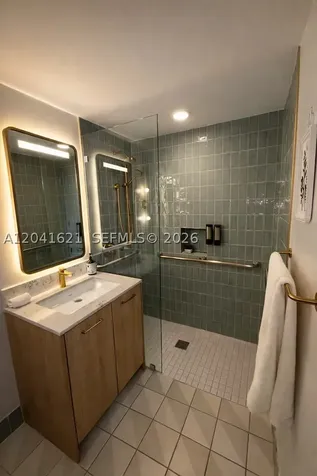 159 NE 6th Street Miami FL 33132
