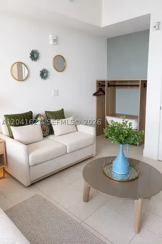 159 NE 6th Street Miami FL 33132