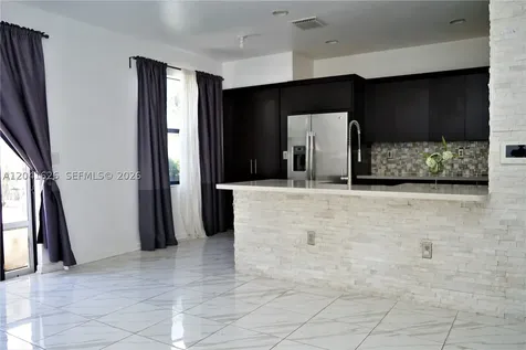 3365 W 91st Terrace Hialeah FL 33018