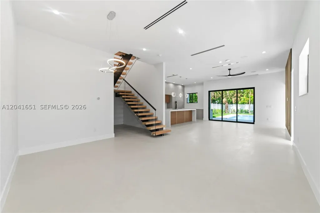 1320 NE 16th Avenue Fort Lauderdale FL 33304