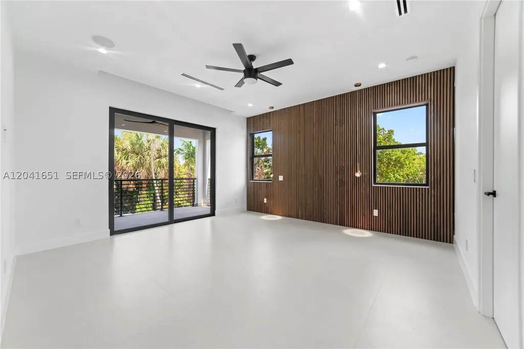 1320 NE 16th Avenue Fort Lauderdale FL 33304