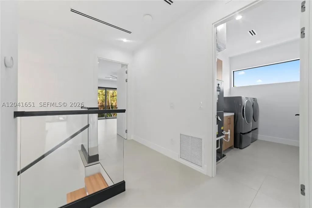 1320 NE 16th Avenue Fort Lauderdale FL 33304