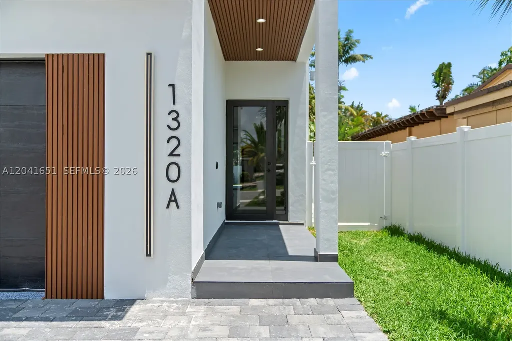 1320 NE 16th Avenue Fort Lauderdale FL 33304
